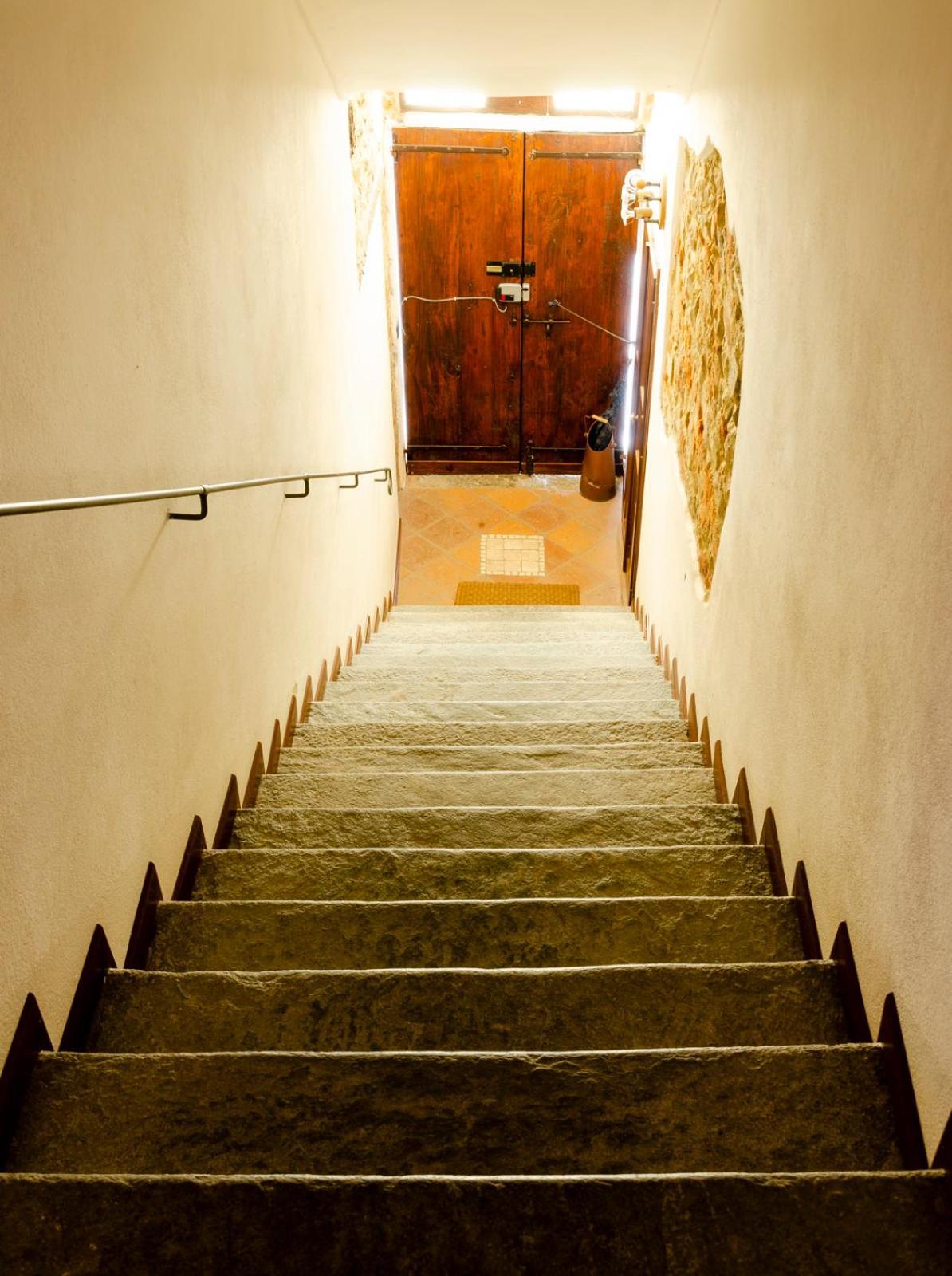 Peiragal Apartment La Morra Bagian luar foto